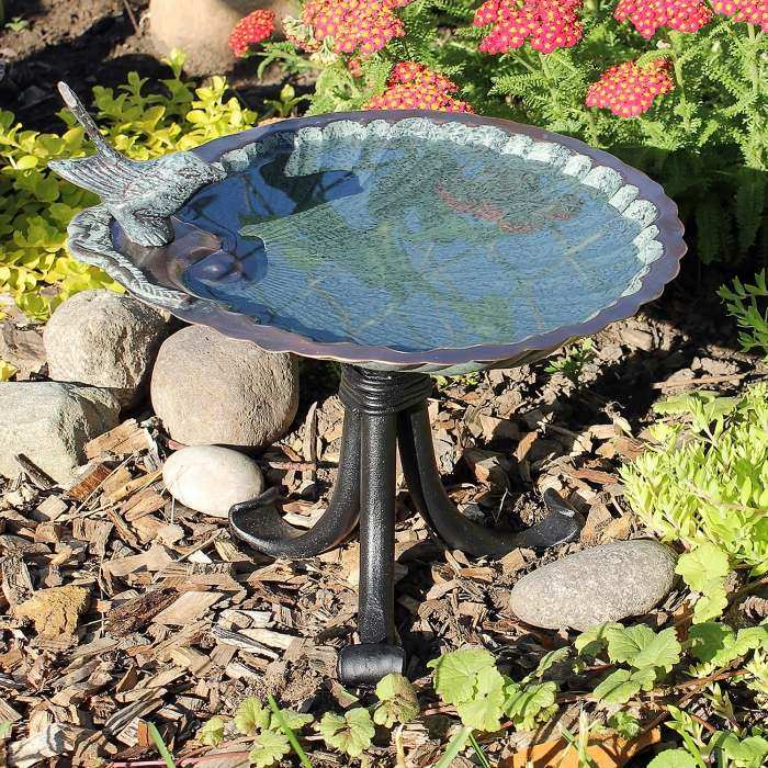 Achla Scallop Shell Birdbath w/Tripod Stand